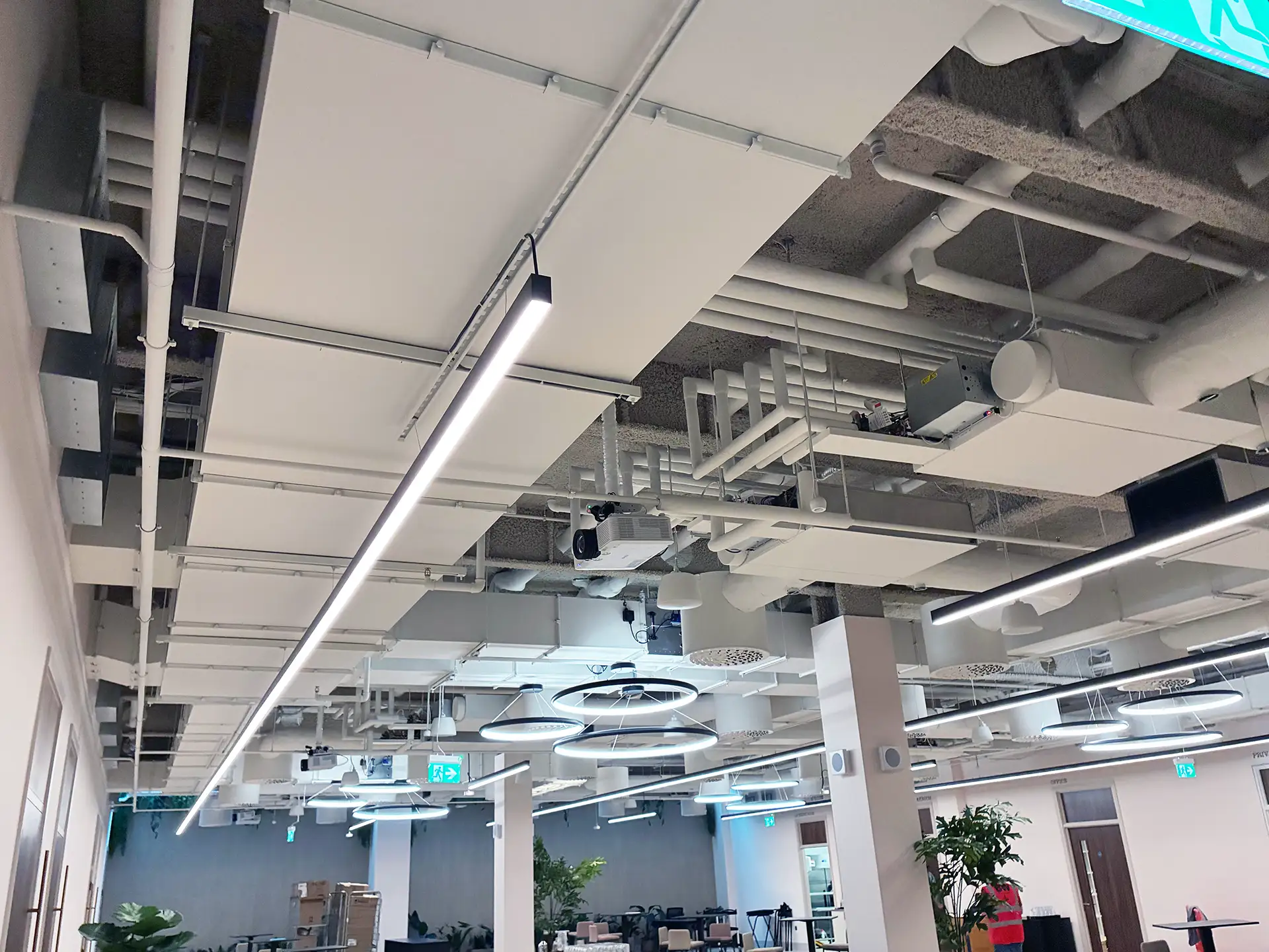 Cavendish Fit Out, 1 Basinghall Avenue, London SW1A 1AA Eteria Sustainable Design and Projects